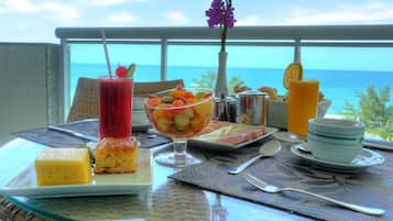 Habitación doble, balcón, vistas al mar | Vistas del balcón