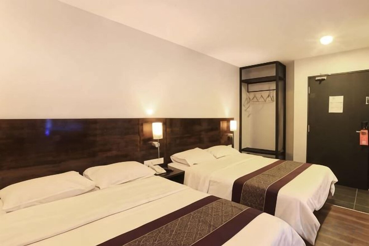 Deluxe Room-2 Queen Beds