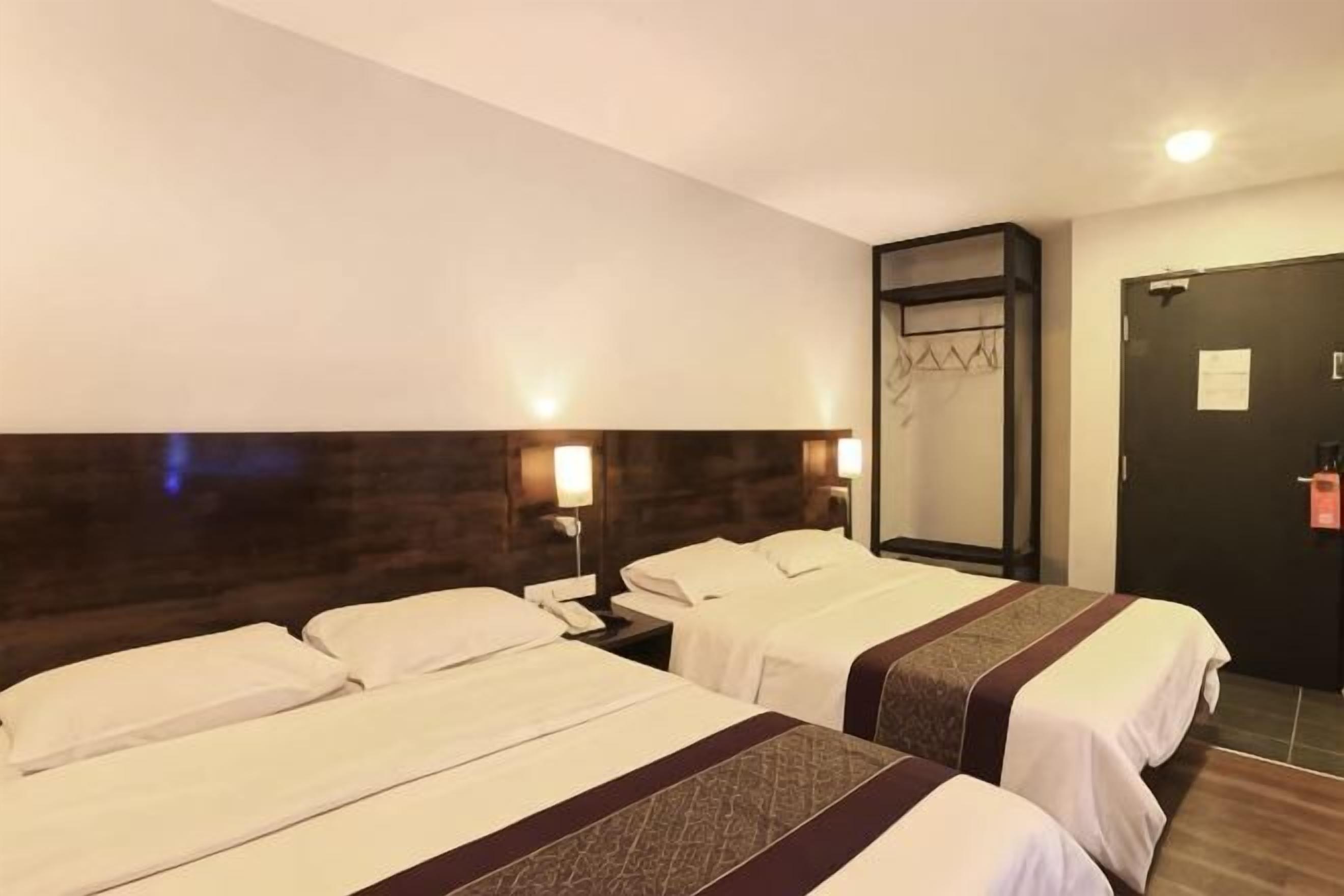 Caixa forta a l'habitació, decoració individual i mobiliari individual 