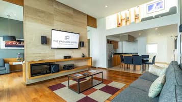 Down comforters, minibar, in-room safe, desk