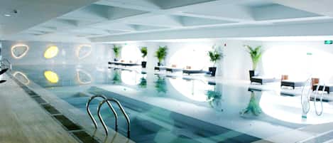 Piscine couverte