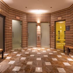 Sale per trattamenti di coppia, sauna, vasca idromassaggio, bagno turco