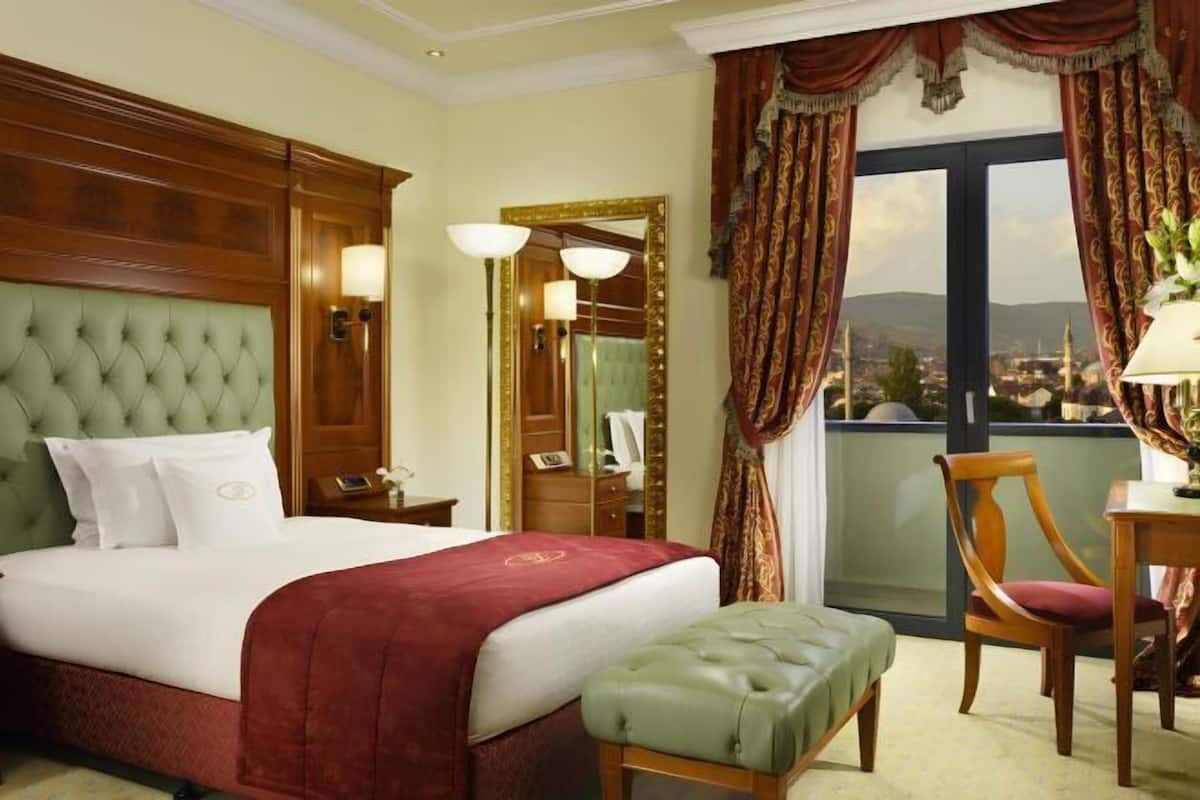 Frette Italian sheets, premium bedding, down duvets, minibar
