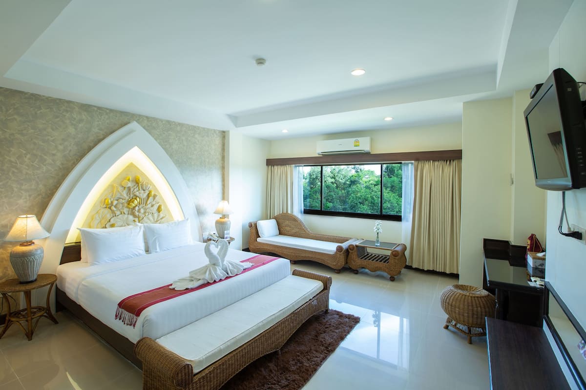 Phòng Deluxe | Minibar, bàn, nôi (giường cho trẻ sơ sinh) miễn phí