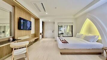 Ivory Deluxe Room | Minibar, giường gấp/giường phụ (phụ phí)
