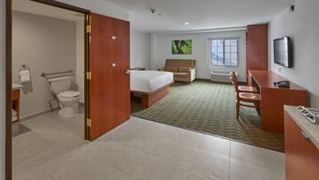 Schreibtisch, Verdunkelungsvorhänge, Bettwäsche, Wecker