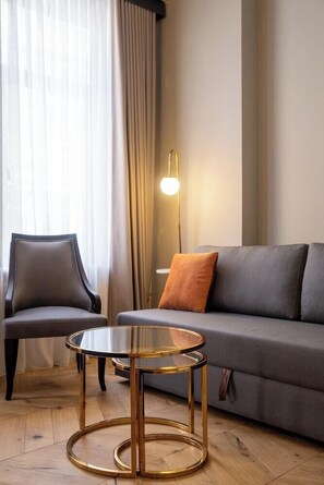 Plasma TV - Hotel Balo (Istanbul)