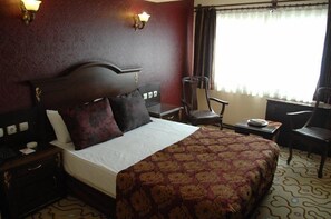 Minibar, in-room safe, rollaway beds, free WiFi - Angora Hotel (Ankara)