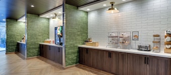 Fairfield Inn & Suites by Marriott Montgomery Airport South