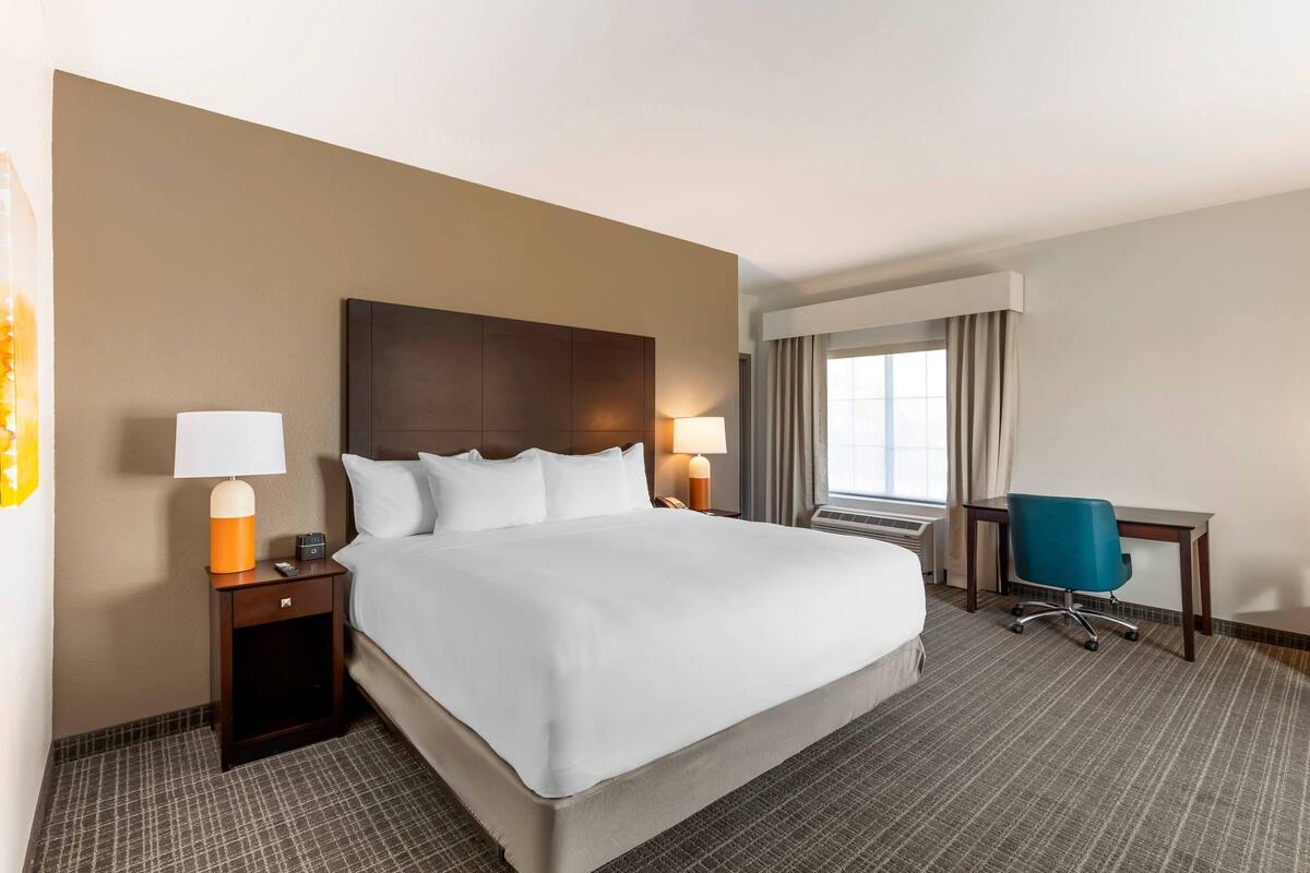 Room, 2 Queen Beds, Accessible, Non Smoking