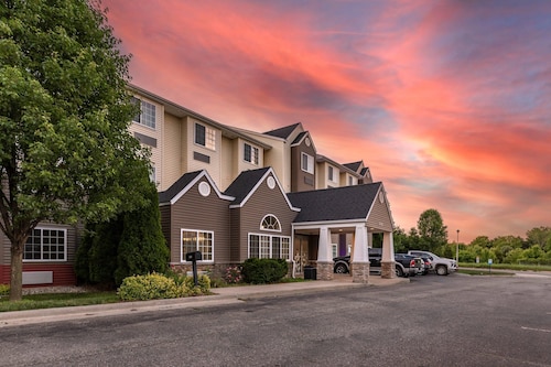 Sleep Inn & Suites Kalamazoo Southwest