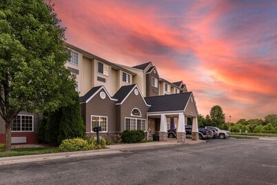 Sleep Inn & Suites Kalamazoo Southwest