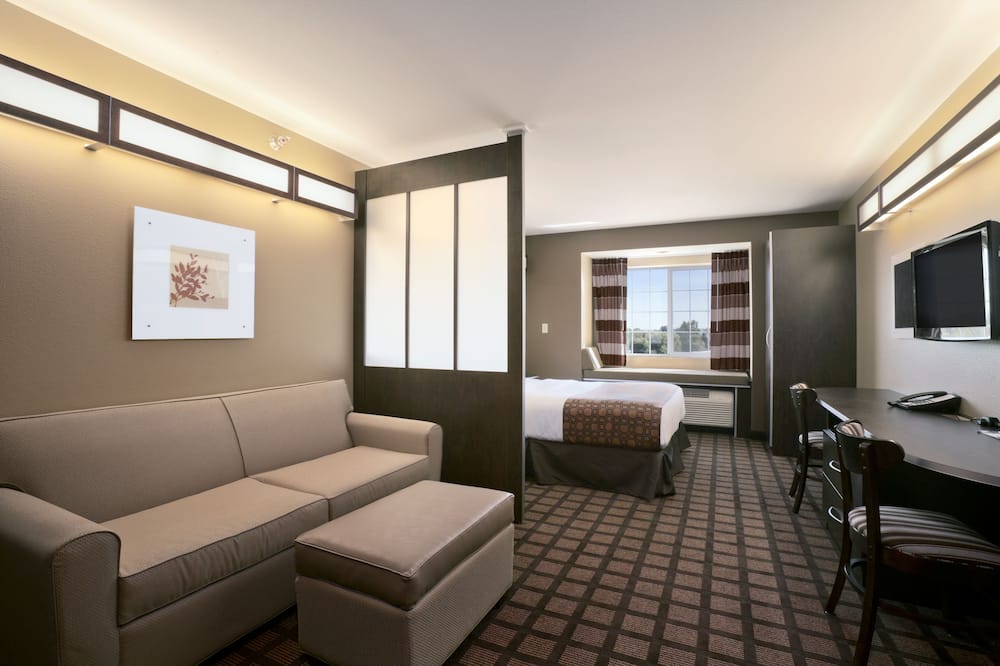 Microtel Inn & Suites by Wyndham Sidney