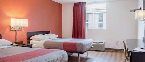 Bureau, rideaux occultants, Wi-Fi gratuit, draps fournis