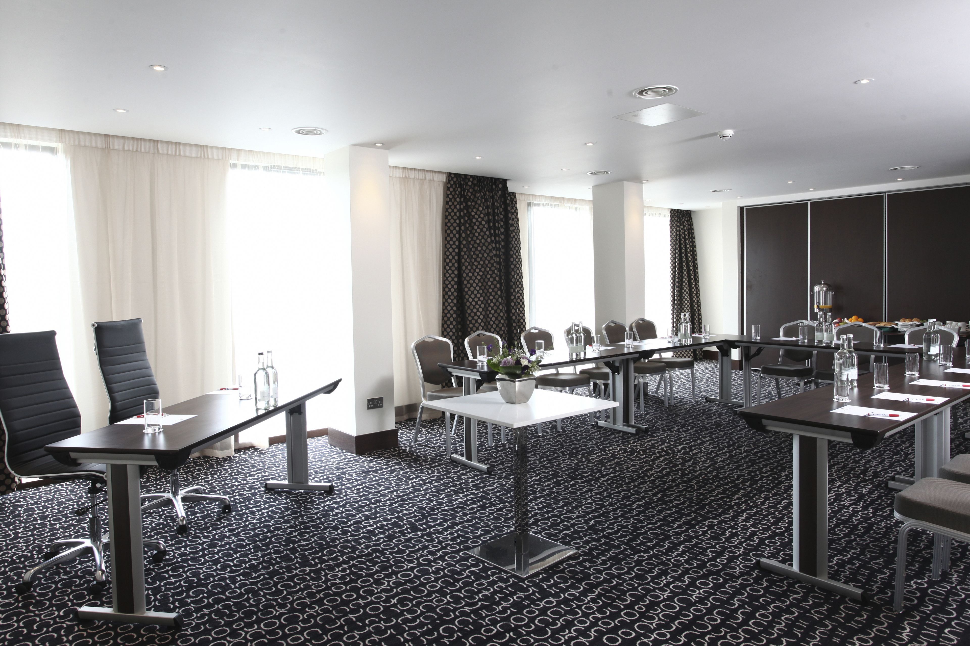 Photo - Park Grand Heathrow