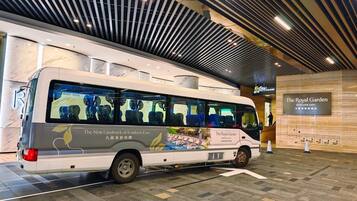 รถรับส่งสถานีรถไฟ
