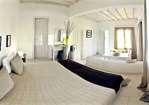 Suite, 1 Schlafzimmer, Meerblick | Individuell dekoriert, Schreibtisch, kostenloses WLAN