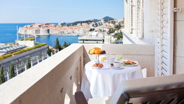 Deluxe Room, Sea View | City view - Villa Glavić (Dubrovnik)