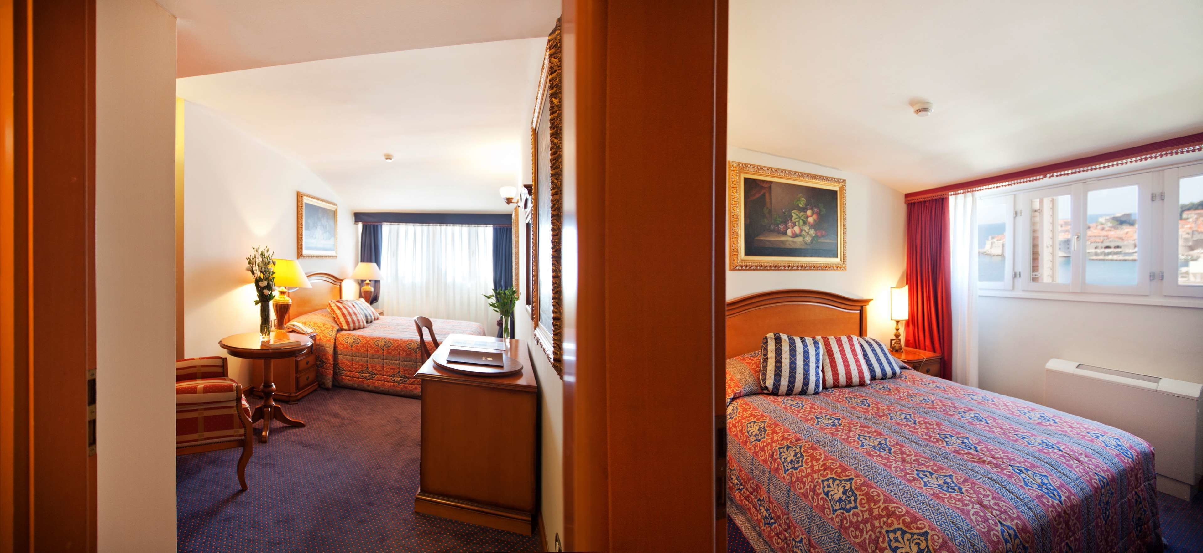 premium bedding, down duvets, minibar, in-room safe