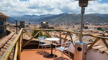 Panoraamastudiosviitti | Egyptinpuuvillaiset lakanat, ylelliset vuodevaatteet, untuvapeitot