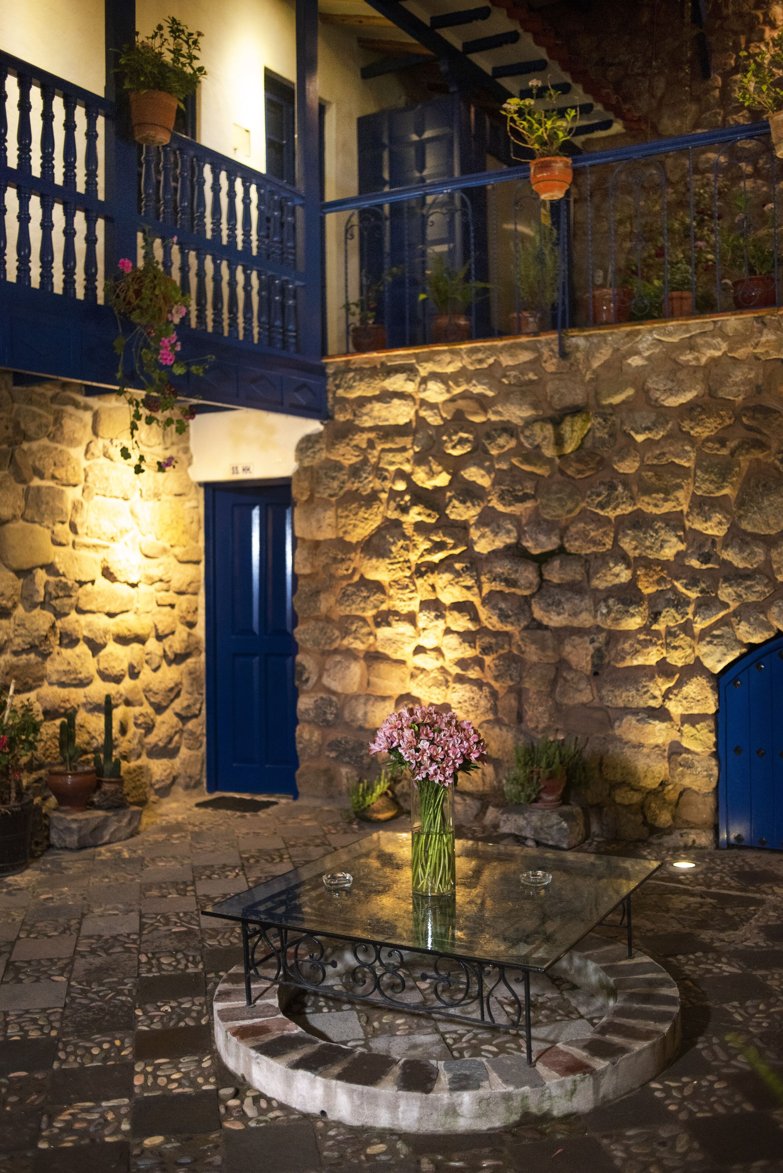 Télévision LED de 32 pouces avec chaînes par câble, télévision