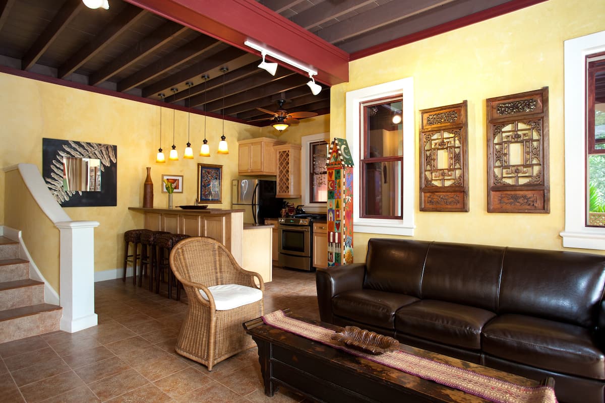 room, 3 bedrooms (pimento hall) | living room | 32-inch lcd tv with cable channels, tv, dvd player