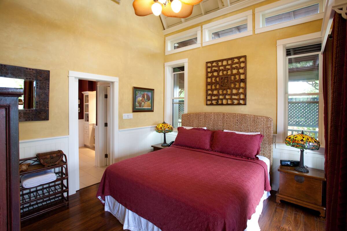 Premium bedding, pillow-top beds, in-room safe, desk
