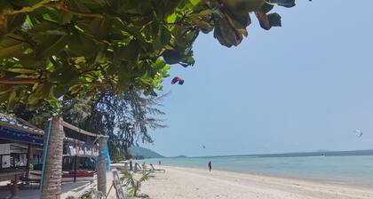 The Relax Beach Resort