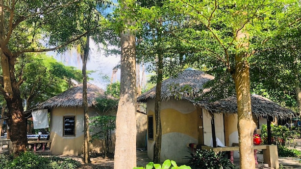Standard beach bungalow A/C | واي فاي مجانًا وملاءات أسرّة