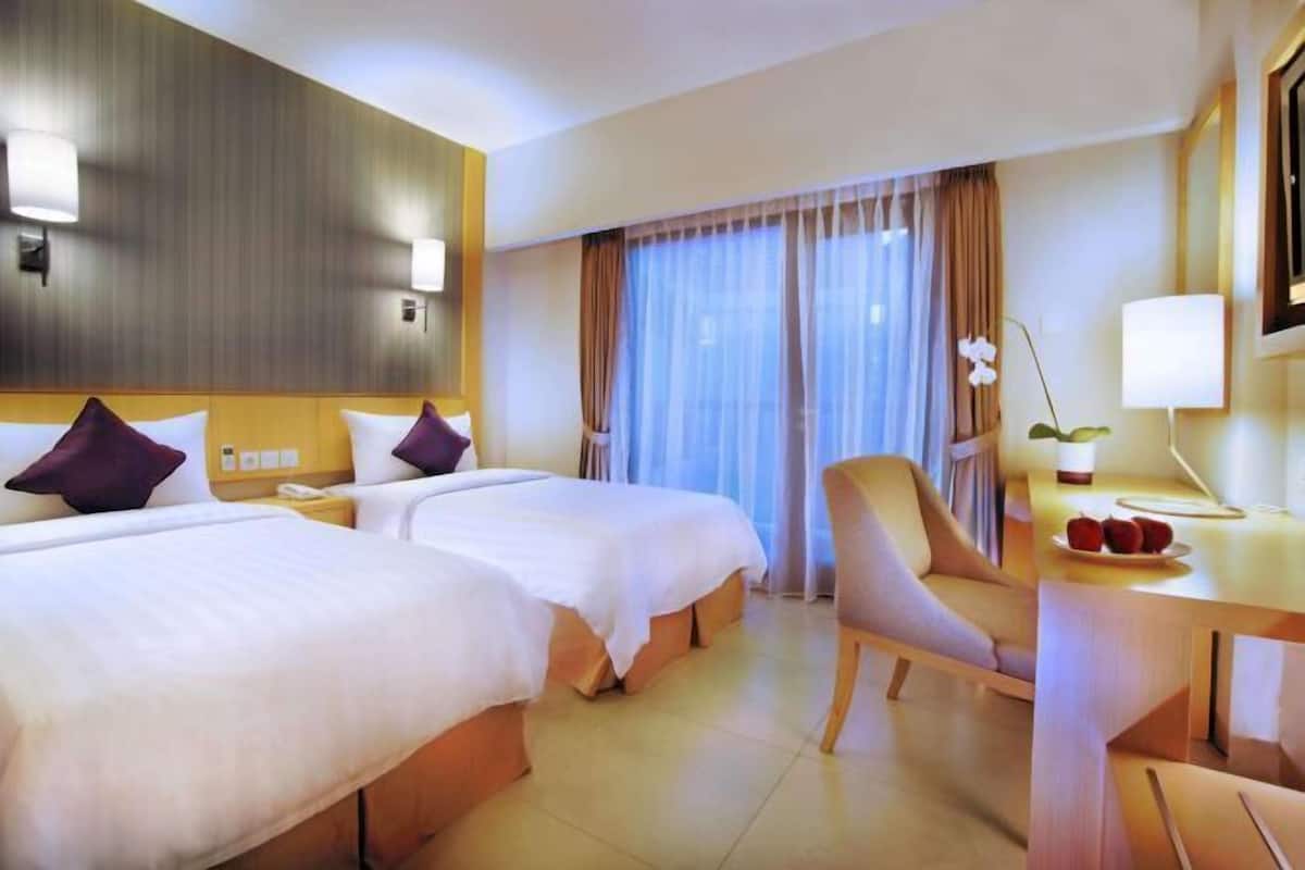 In-room safe, desk, soundproofing, iron/ironing board
