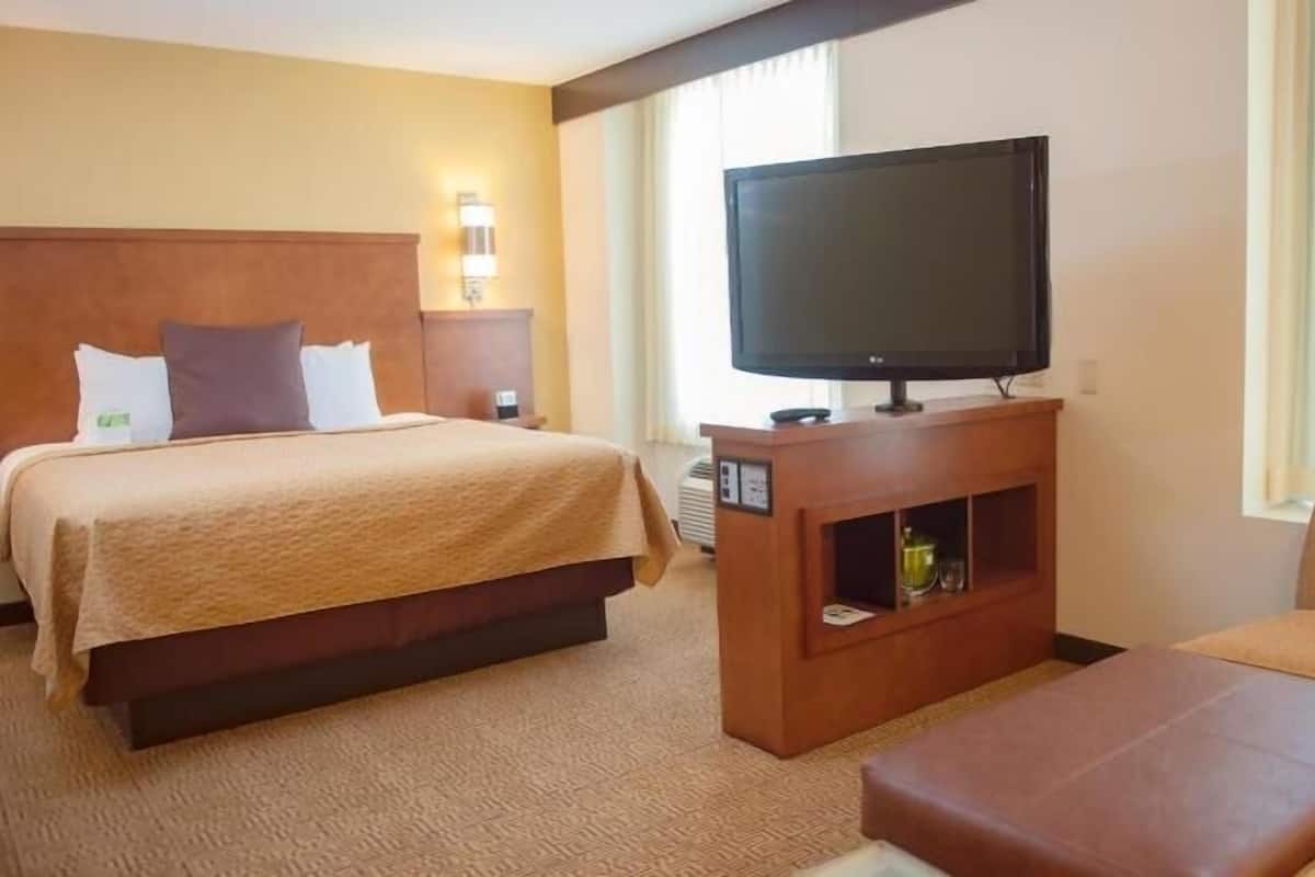 Hypo-allergenic bedding, down comforters, pillowtop beds, desk