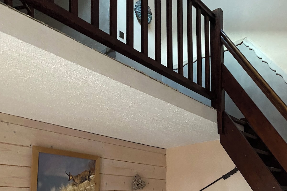 Standaard vierpersoonskamer | Een bureau, geluiddichte muren, gratis wifi, beddengoed