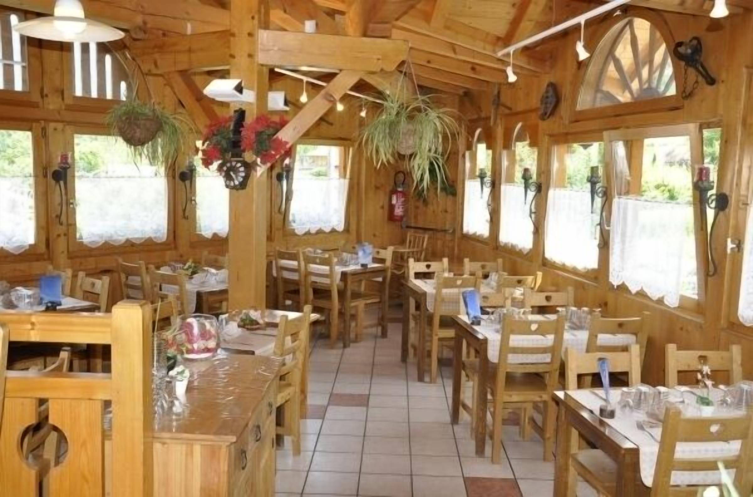 lunch and dinner served, local cuisine