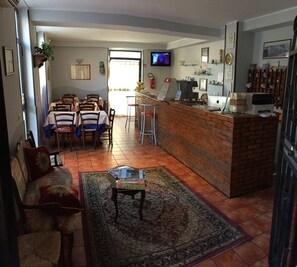 Lobby - Populus (Syracuse)