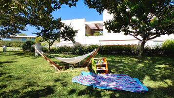 Family Apartment, 1 Bedroom, Patio, Courtyard View | Garden view