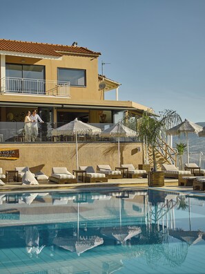 Exterior - The L Suites & Apartments (Kefalonia)