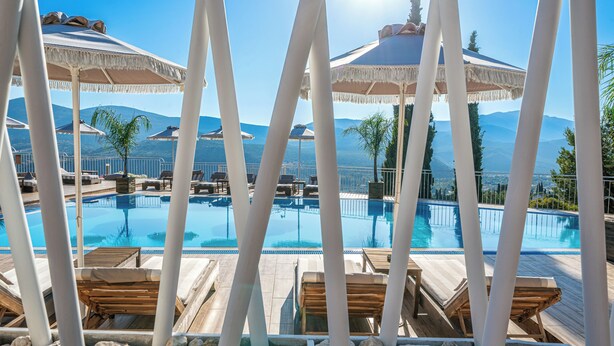 Front of property - The L Suites & Apartments (Kefalonia)