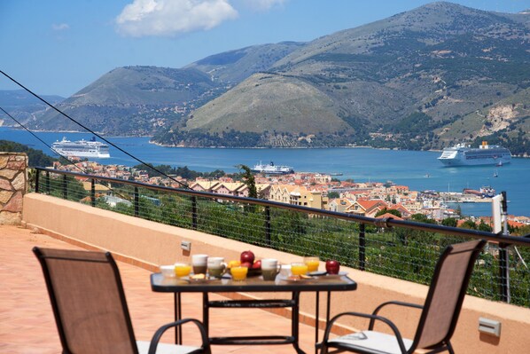Lake view - The L Suites & Apartments (Kefalonia)