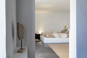 Exclusive Suite, 1 King Bed, Private Bathroom, Garden Area