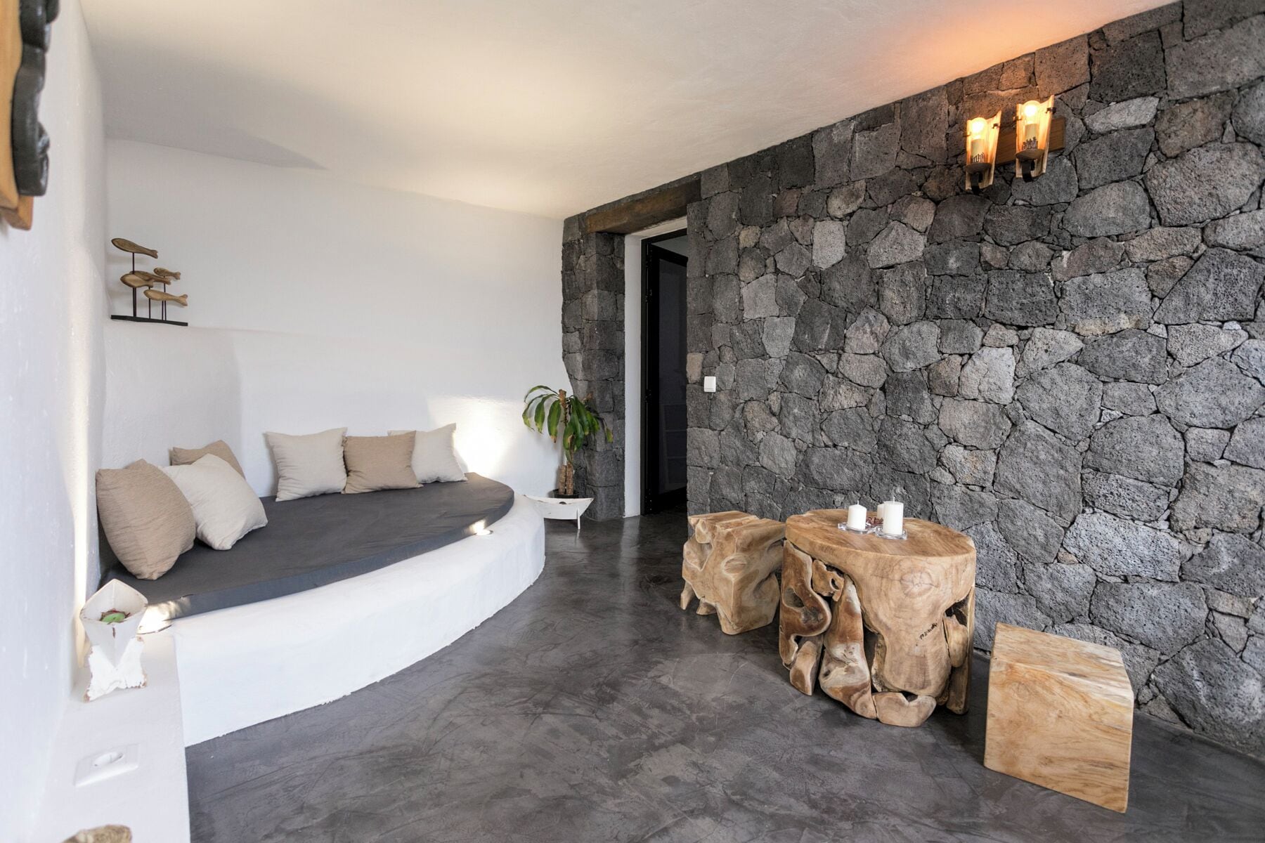 Exclusieve suite, 1 kingsize bed, privébadkamer, tuin | Luxe beddengoed, donzen dekbedden, verduisterende gordijnen, gratis wifi