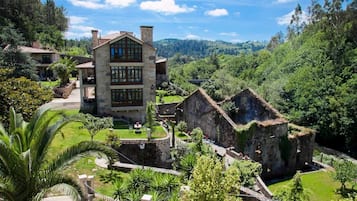 Vue sur la campagne depuis l’hébergement