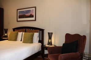 Standard Double Room, 1 Queen Bed, Garden View, Garden Area | Premium bedding, down comforters, Select Comfort beds, minibar - Cap Serein Guest House (Cape Town)