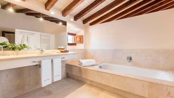 Free toiletries, hair dryer, bathrobes, slippers