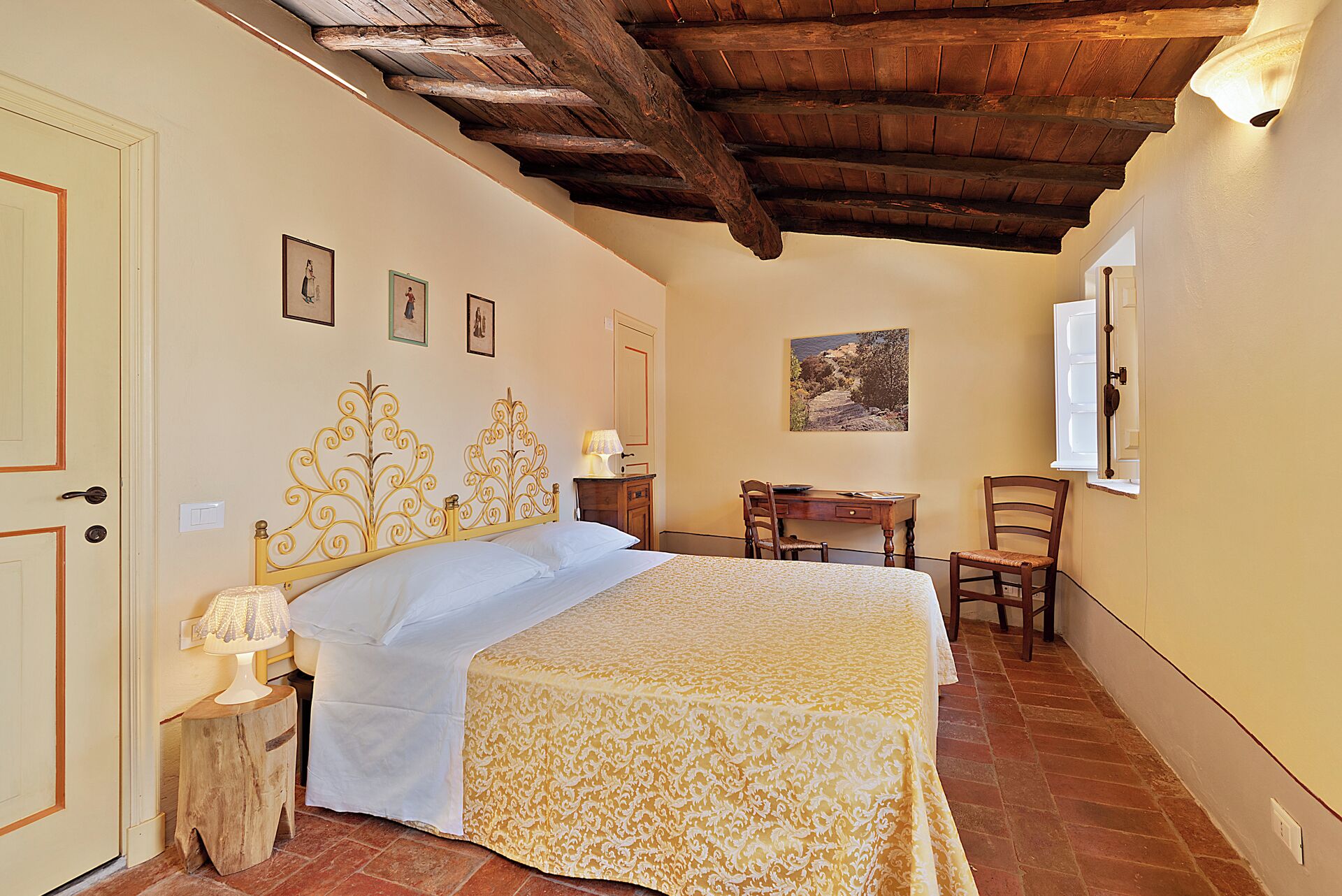 Cozzano | 1 kamar tidur, selimut bulu angsa, meja kerja, dan Wi-Fi gratis