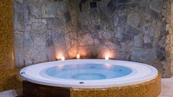 Sauna, tab panas, rawatan badan, urut tuaman batu, lulur badan