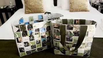 Free minibar items, in-room safe, individually decorated, free WiFi