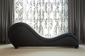 Free minibar items, in-room safe, individually decorated, free WiFi