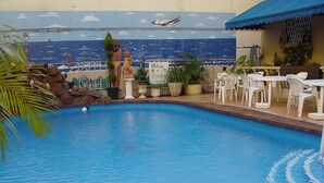 Utomhuspool