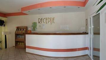 Concierge desk