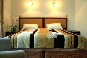 Tabla de planchar con plancha y wifi gratis 